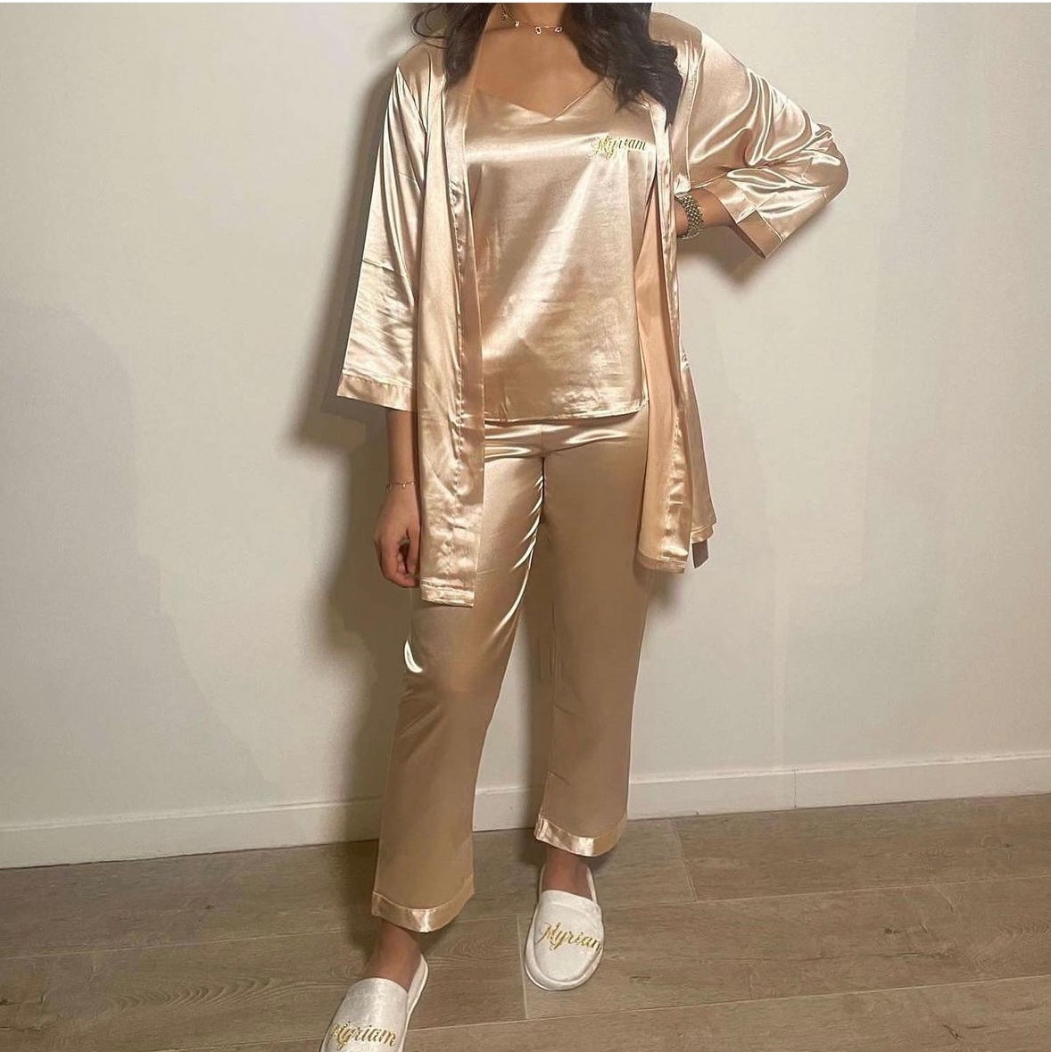 ENSEMBLE DE PYJAMA 3 PIECES (debardeur pantalon peignoir)